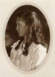 Featured image for “Anne Morrow Lindbergh”