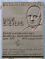 Featured image for “Max Sievers”