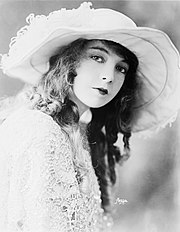 Featured image for “Lillian Gish”