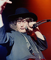 Featured image for “Noddy Holder”